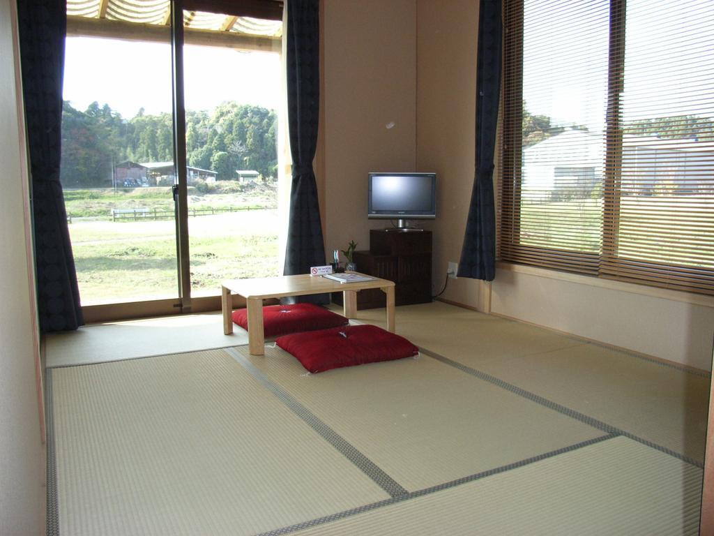 Minshuku Hoshi No Sumika Hotel Shibushi ภายนอก รูปภาพ